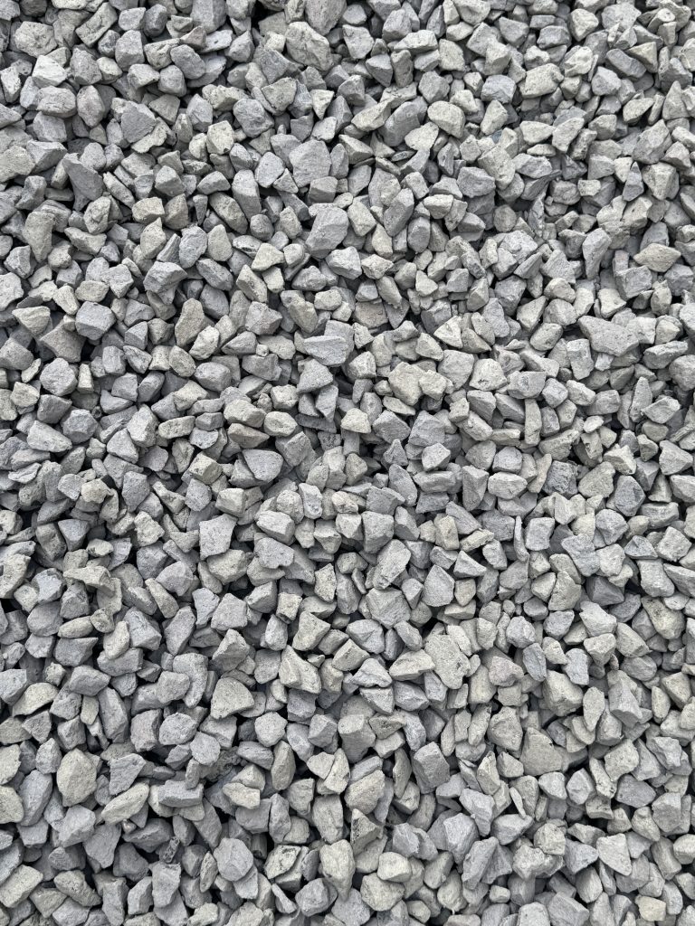 Blue Metal Aggregate: 10mm vs 20mm Uses & Delivery | Elite Sand & Soil