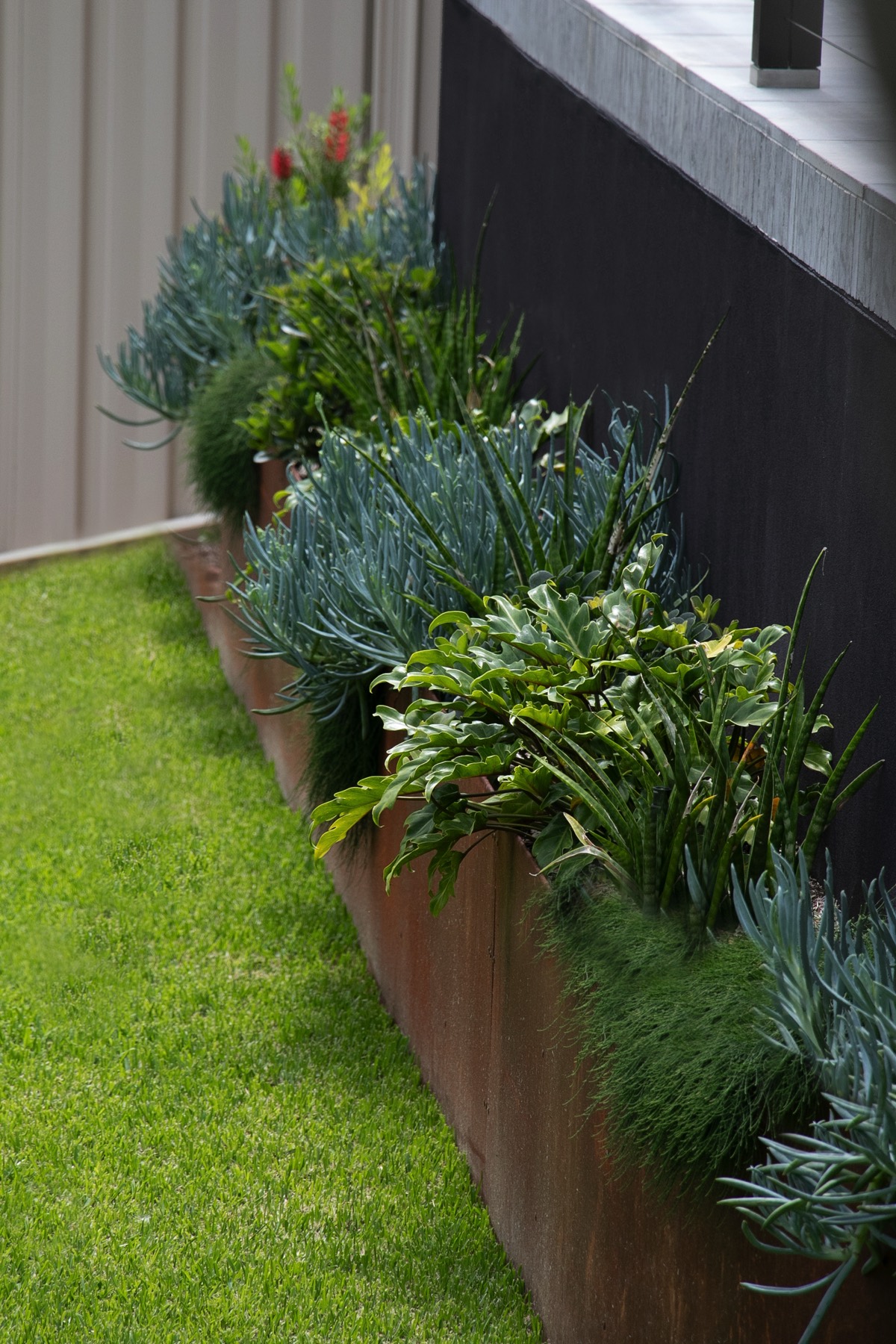 SHAPESCAPER steel landscaping project