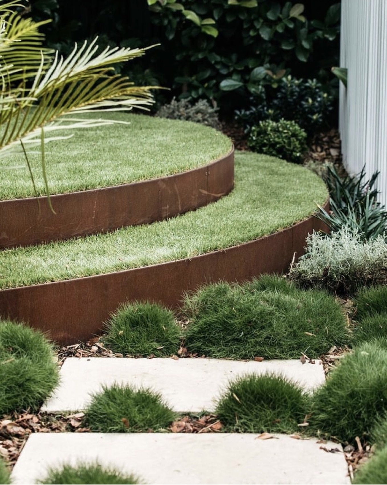 SHAPESCAPER steel landscaping project